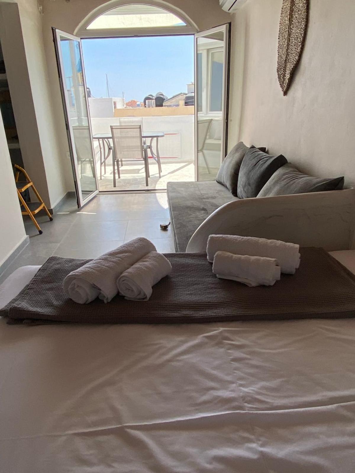 Iakovos' Luxury Penthouse Daire Tínos Dış mekan fotoğraf